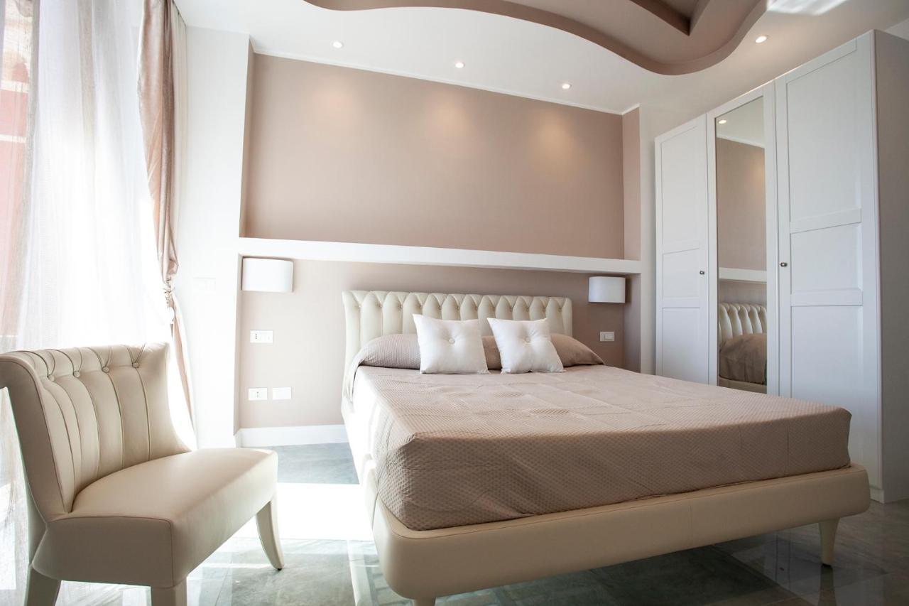 Готель Cavalieri D'Oro Luxury House Анціо Екстер'єр фото