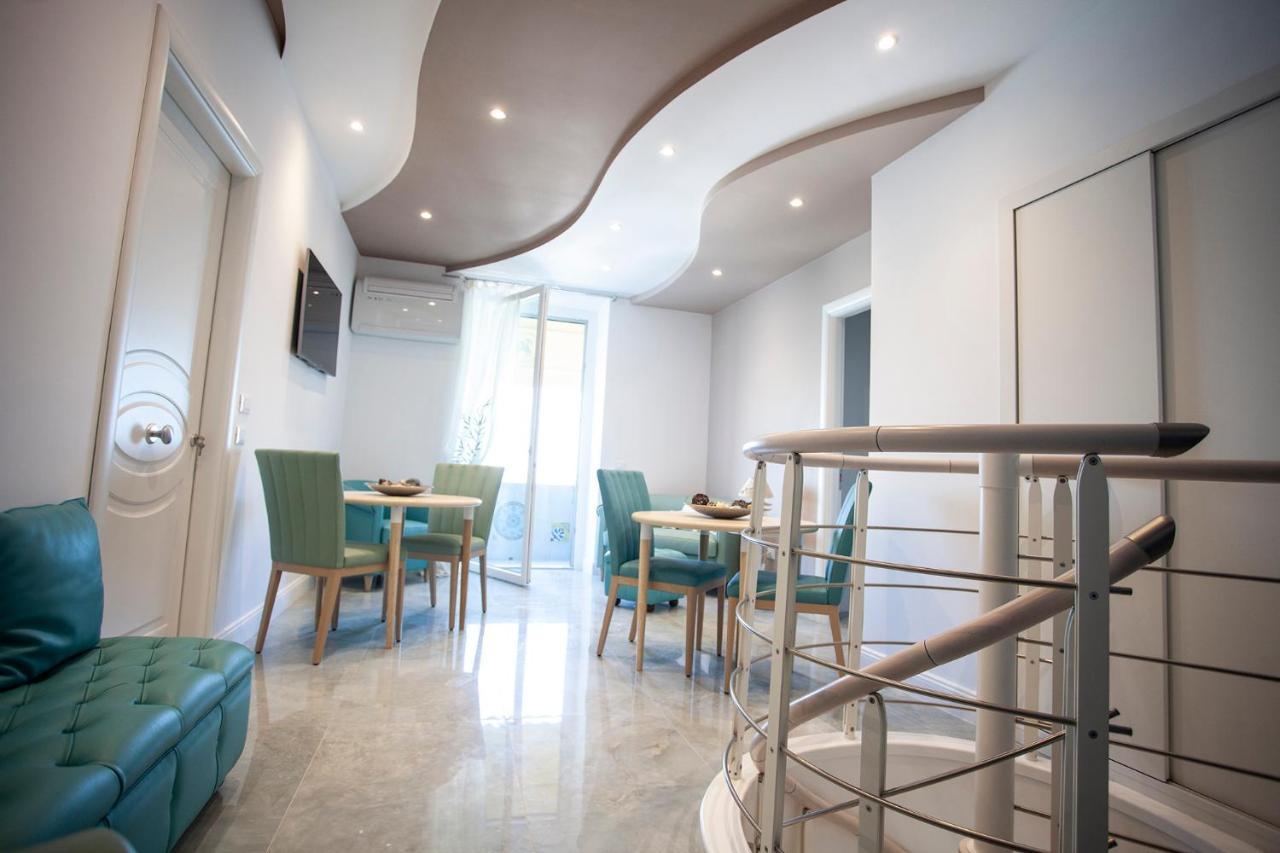 Готель Cavalieri D'Oro Luxury House Анціо Екстер'єр фото