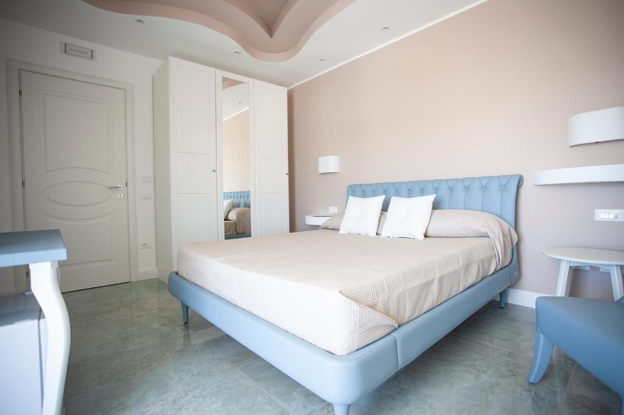 Готель Cavalieri D'Oro Luxury House Анціо Екстер'єр фото