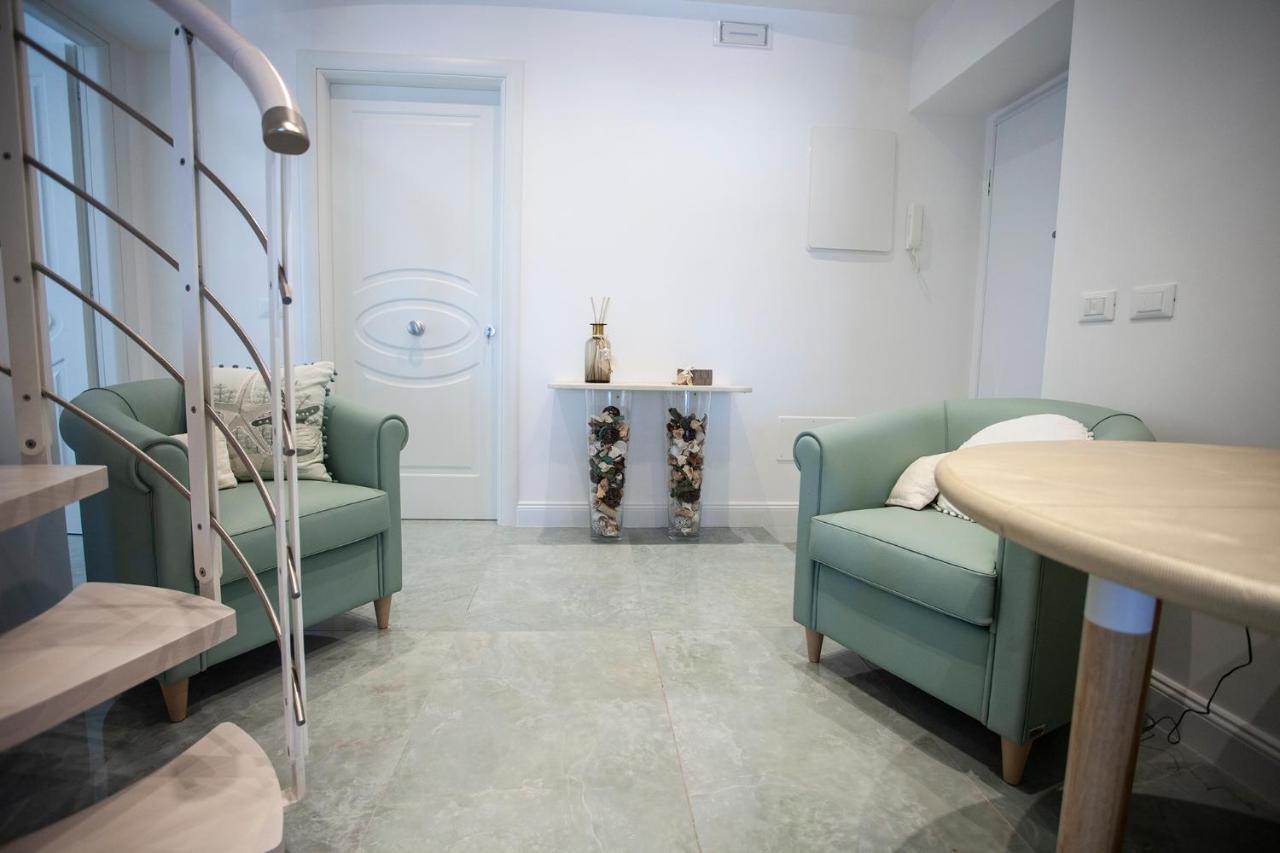 Готель Cavalieri D'Oro Luxury House Анціо Екстер'єр фото
